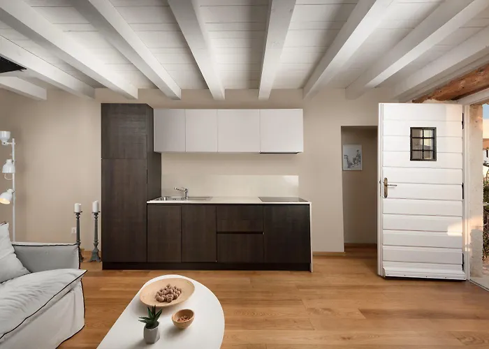 Dimore Apartment Monte * Ρόβινι