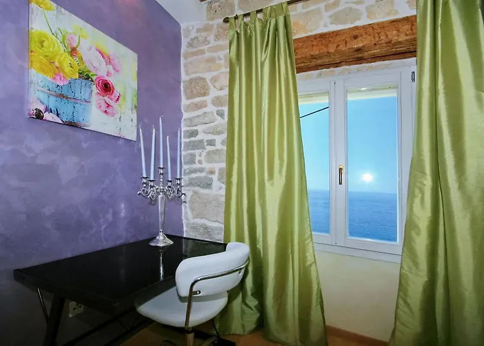 Dimore Apartment Monte * Ρόβινι